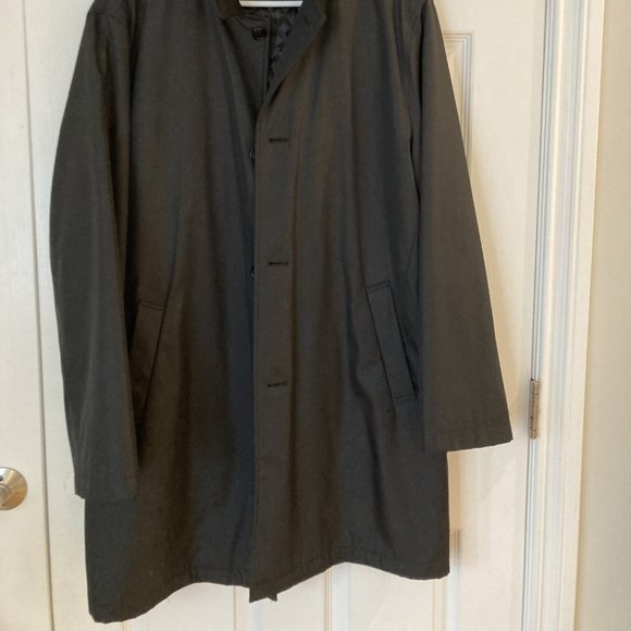Rain Coat Excellent condition Warm wool-bend lining. - Picture 2 of 11